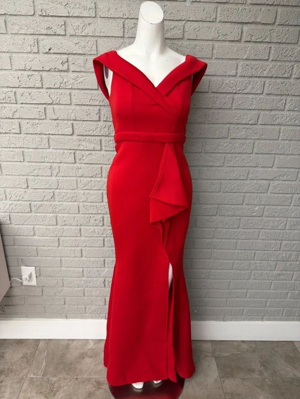 Women’s Red Off Shoulder Ruffle Mermaid Dress Size S